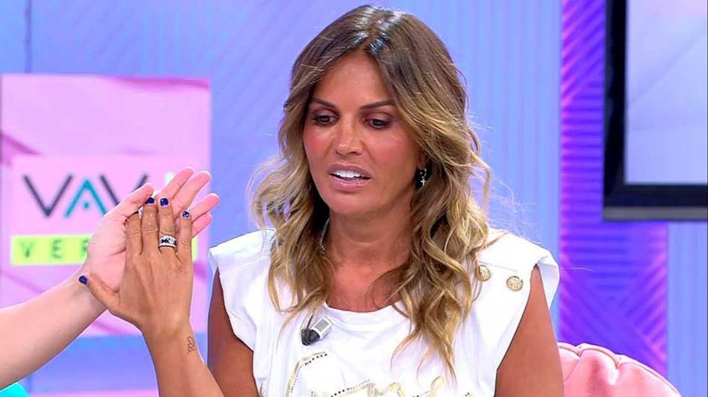 Marta López aclara si tiene planes de boda: "Este anillo significa muchísimo para mí"