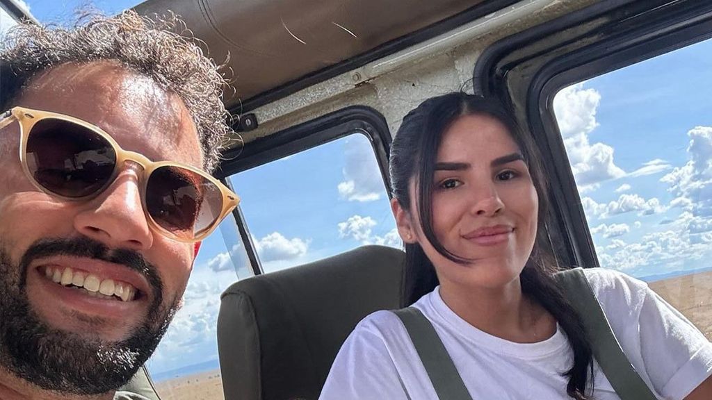 Asraf Beno abre el álbum de fotos con las imágenes más especiales junto a Isa Pantoja