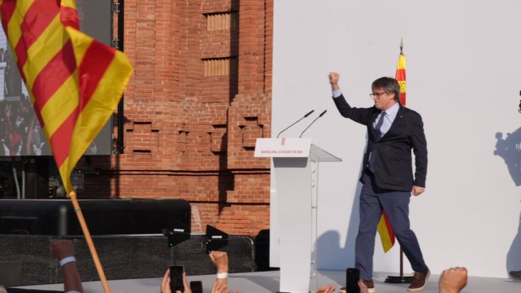 El informe de los Mossos reconoce "errores" en el seguimiento de Carles Puigdemont: dron que se 'despista' y fe ciega en él