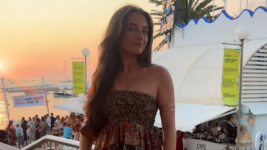 Emma Ramsay, la joven que perdió la vida al precipitarse desde un sexto piso en Ibiza el pasado martes