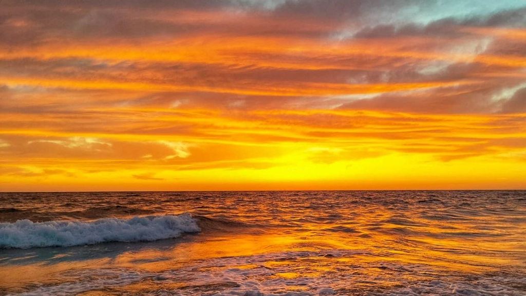 Atardecer sobre el mar en Chipiona, Cádiz