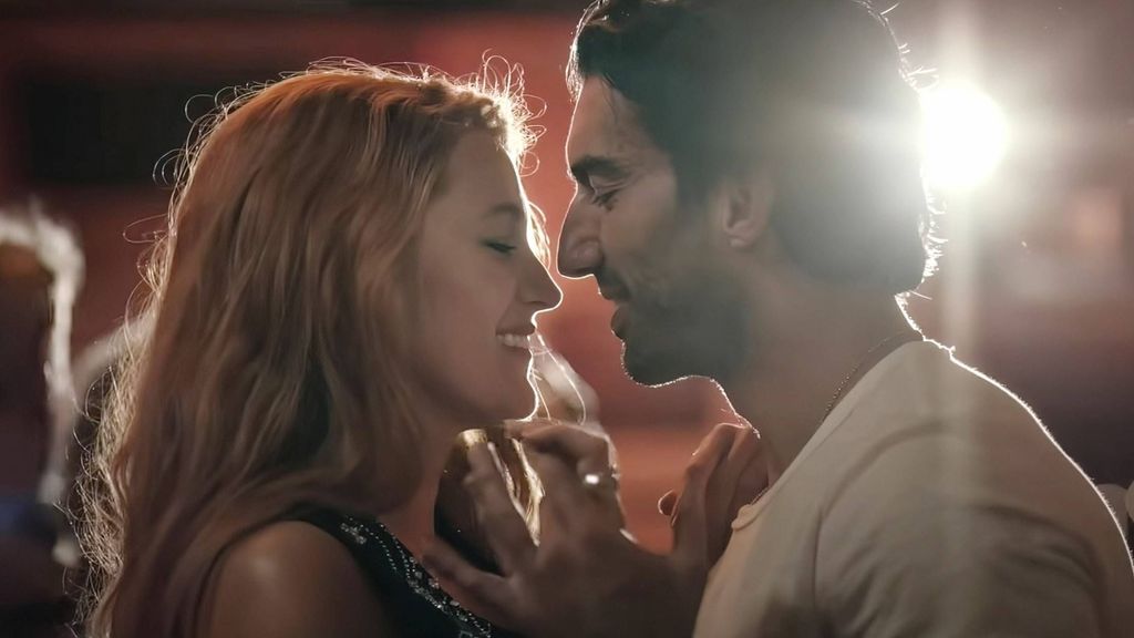 Blake Lively y Justin Baldoni en una escena de 'Romper el círculo'