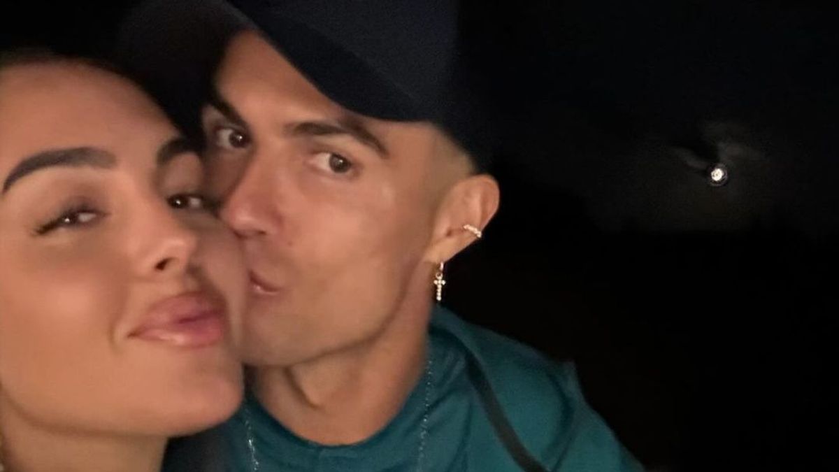 Georgina Rodríguez y Cristiano Ronaldo en sus redes sociales