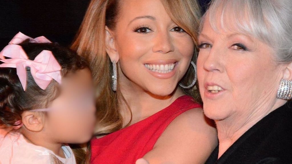 Imagen de Mariah Carey junto a su madre y su hija subida a sus redes sociales