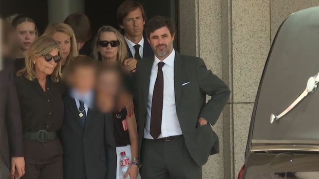 La familia Goyanes Lapique, unida en la despedida a Caritina