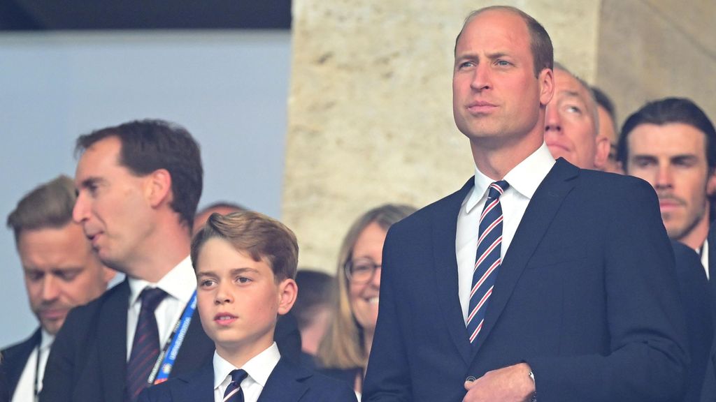 El príncipe Guillermo con su hijo George en una imagen de archivo.