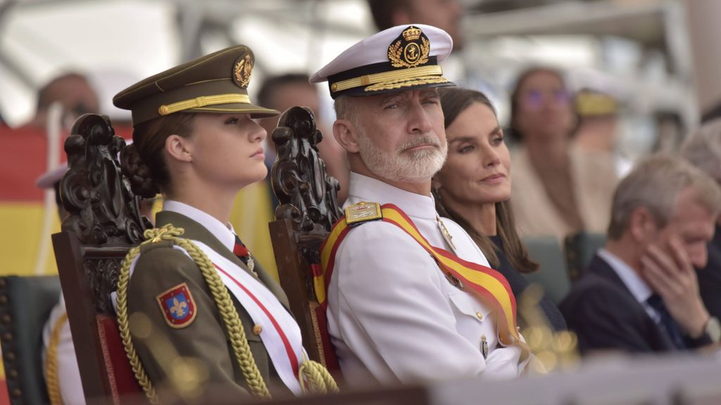 La princesa Leonor y los reyes Felipe VI y Letizia en la Escuela Naval de Marín el pasado 16 de julio.