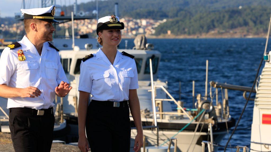 Recorrido de la Princesa de Asturias por las instalaciones de la Escuela Naval Militar de Pontevedra