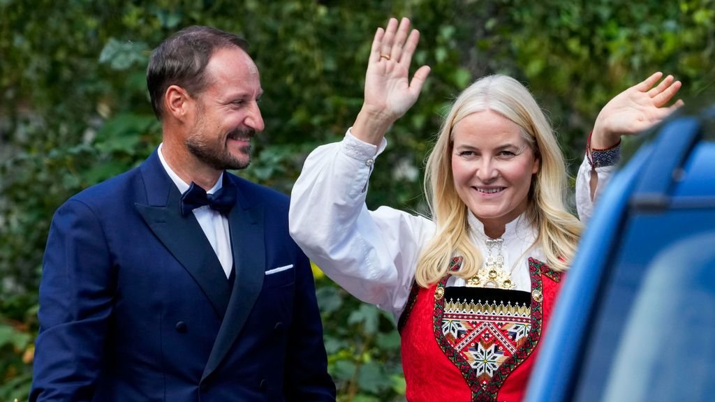 Las imágenes de la boda real más esperada: así ha sido el enlace entre Marta Luisa de Noruega y Durek Verret