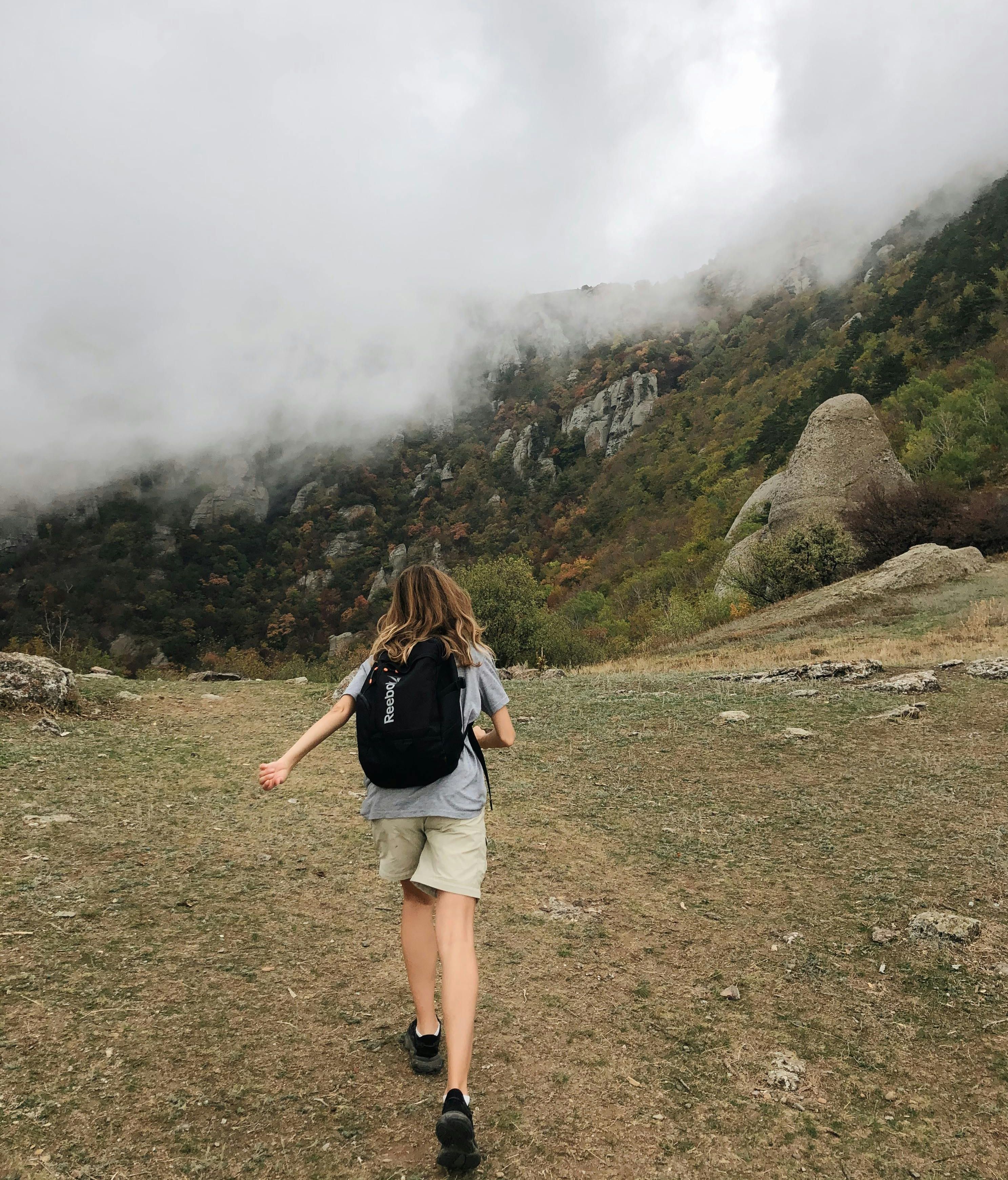 Subir y bajar colinas aumenta la esperanza de vida. FUENTE: Pexels