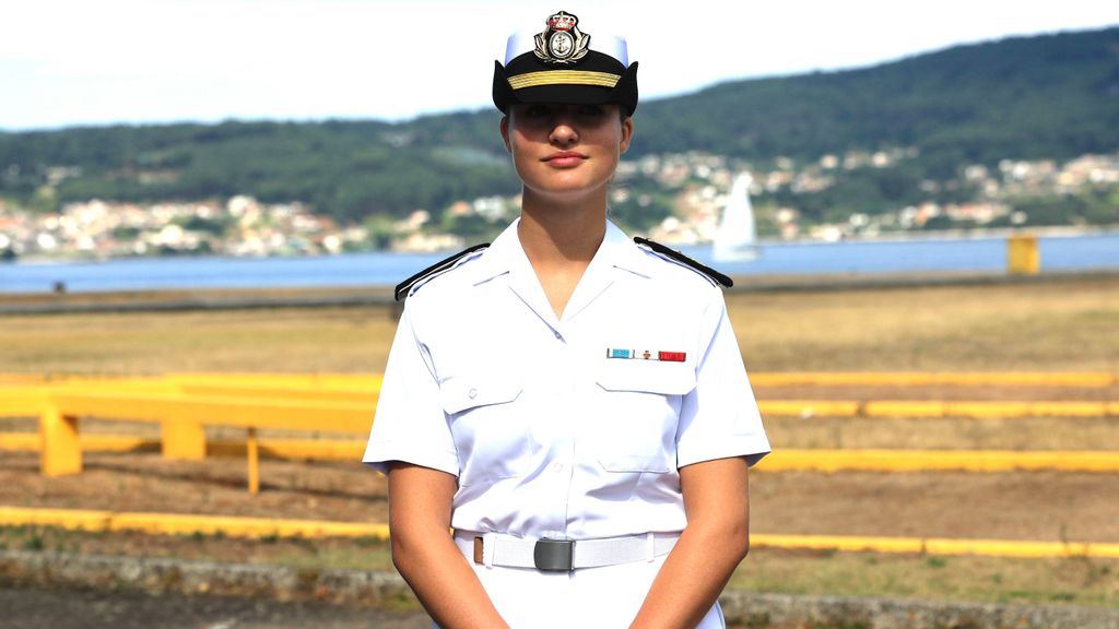 La princesa Leonor, en su ingreso en la Escuela Naval de Marín.