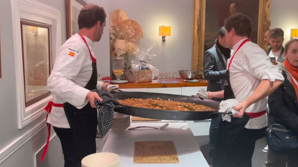 Australia cae rendida a la paella, las aceitunas y el jamón: así seduce la cocina española al país