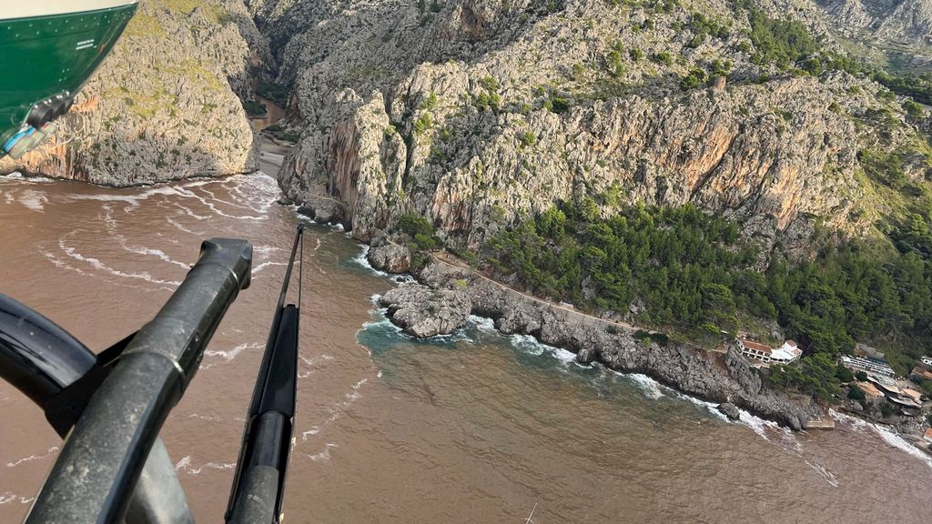 Una fallecida, un desaparecido, inundaciones y retrasos en el transporte por las lluvias en Baleares, Cataluña y Comunidad Valenciana.