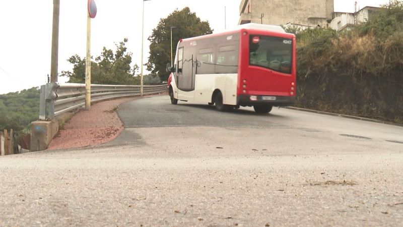 El 47, el bus secuestrado como lucha vecinal que puso a Torre Baró en ...