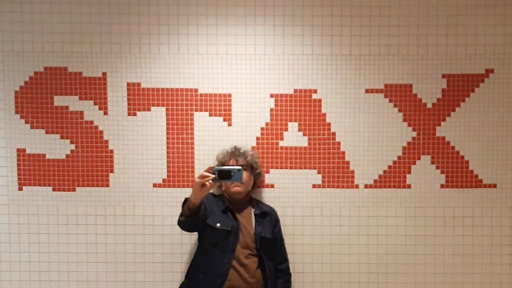 Óscar, en un selfie que se hizo en los baños del sello Stax, en Memphis