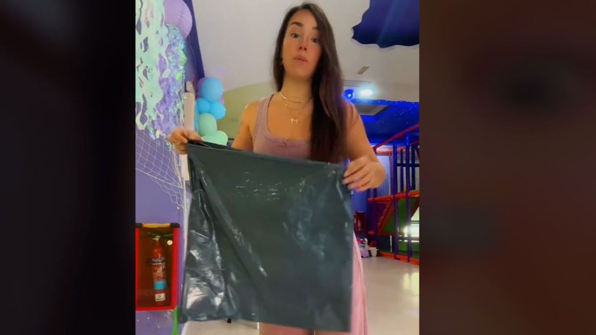 La explicación viral de por qué las bolsas de basura vienen dadas la vuelta