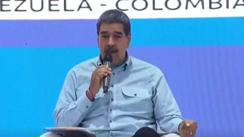 El presidente de Venezuela llama “amargado” a Javier Milei tras criticar su adelanto de la Navidad en el país