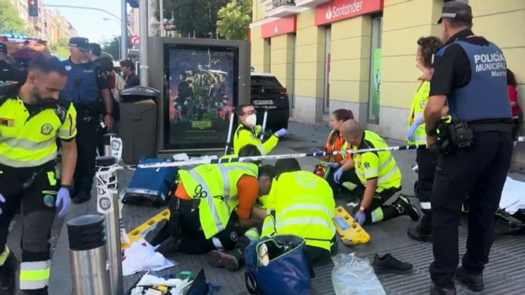 Tres mujeres y un bebé, heridos al ser arrollados por un coche policial en Madrid