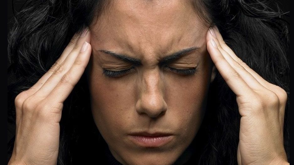 Cómo saber si lo que tengo es un dolor de cabeza común o migrañas Cómo saber si lo que tengo es un dolor de cabeza común o migrañas