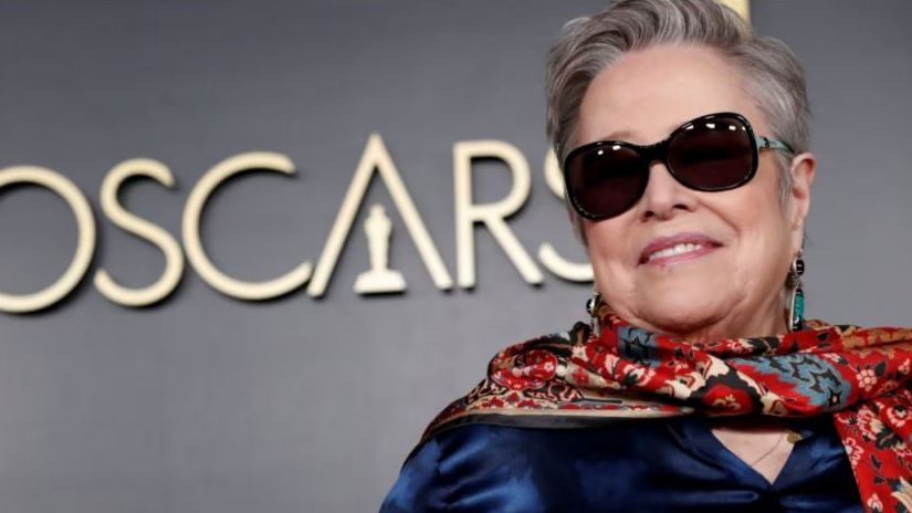 Kathy Bates se retira.