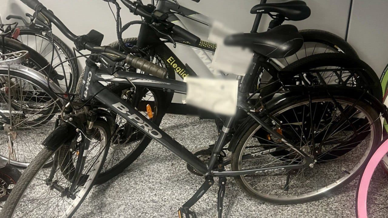 La Policía de Valencia acoge una exposición de bicicletas robadas para encontrar a sus dueños