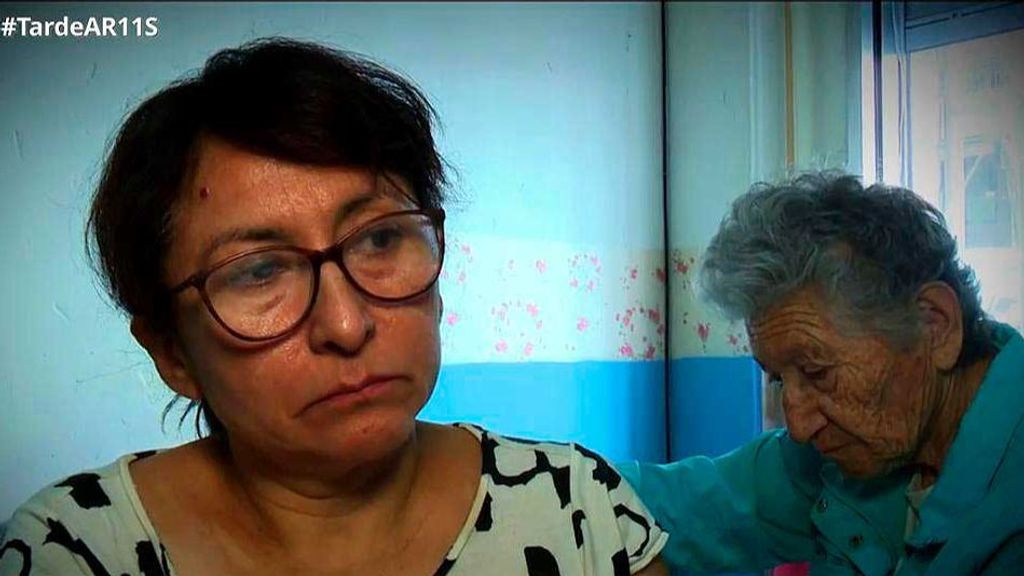 Una mujer denuncia que se ve obligada a vivir con una inquiokupa que la agrede: "Me llegó a tirar pis"