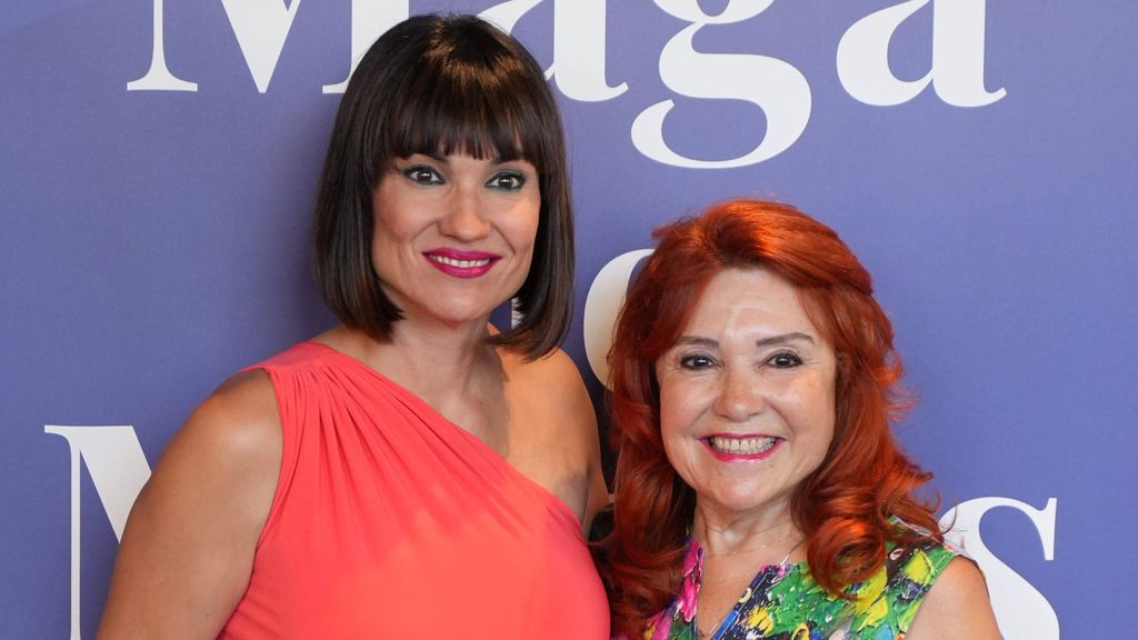 Irene Villa, junto a su madre