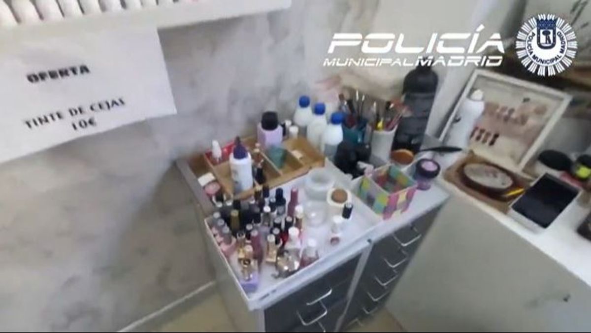 La Policía Municipal de Madrid ha intervenido más de 2.700 medicamentos y cosméticos con sustancias cancerígenas en un salón de manicura y pedicura de Usera, Madrid