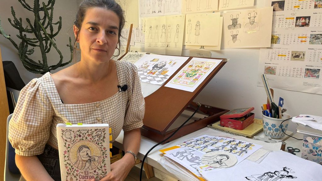 Bea Lema, Premio Nacional del Cómic 2024, muestra su obra 'El cuerpo de Cristo'