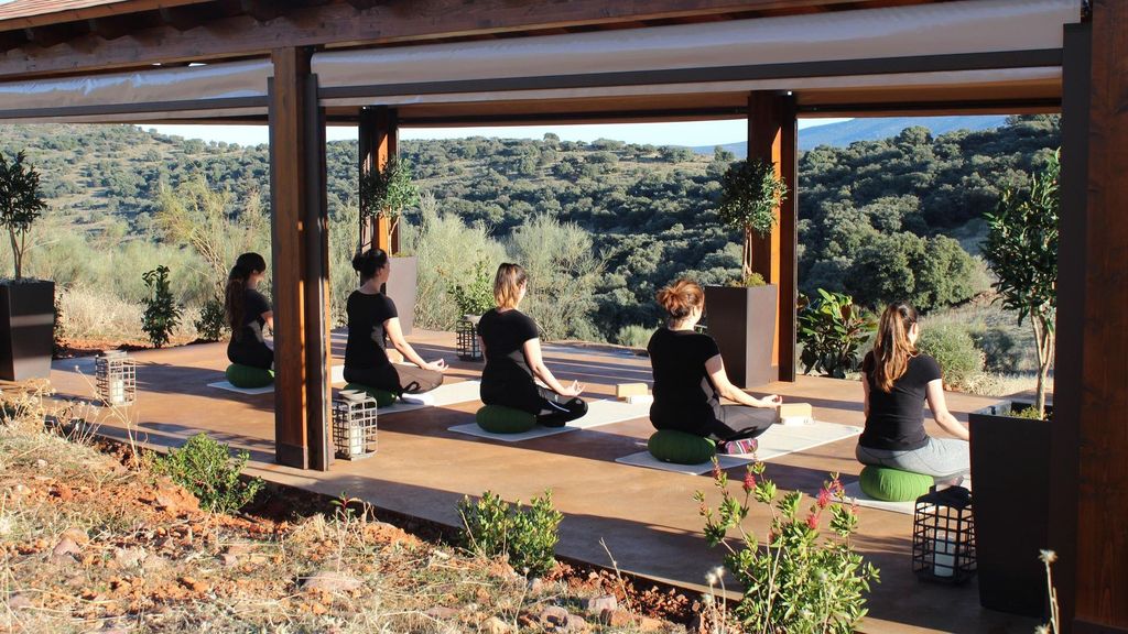 Experiencia de yoga en Elaiwa Spa