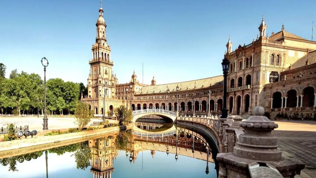 Vista general de la Plaza de España de Sevilla