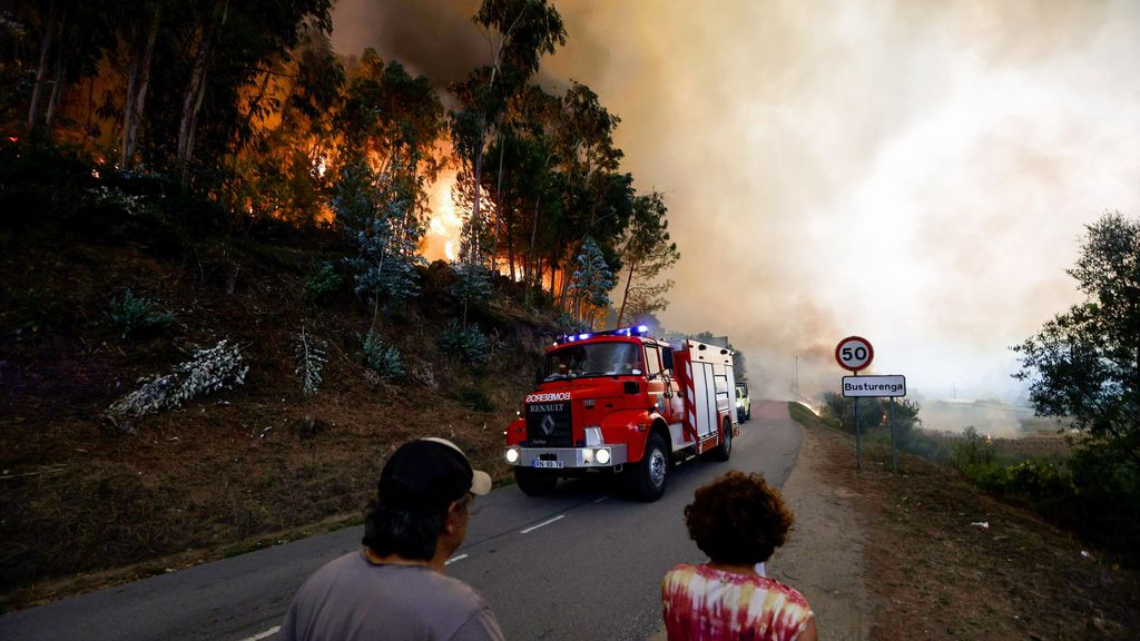 Portugal declara la zona catastrófica en los municipios afectados por los incendios, que arrasan ya más de 70.000 hectáreas