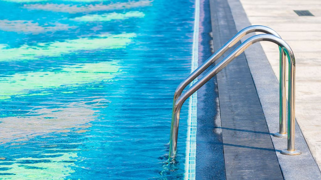 Muere una niña de 2 años en una piscina de Puebla de Almenara, Cuenca