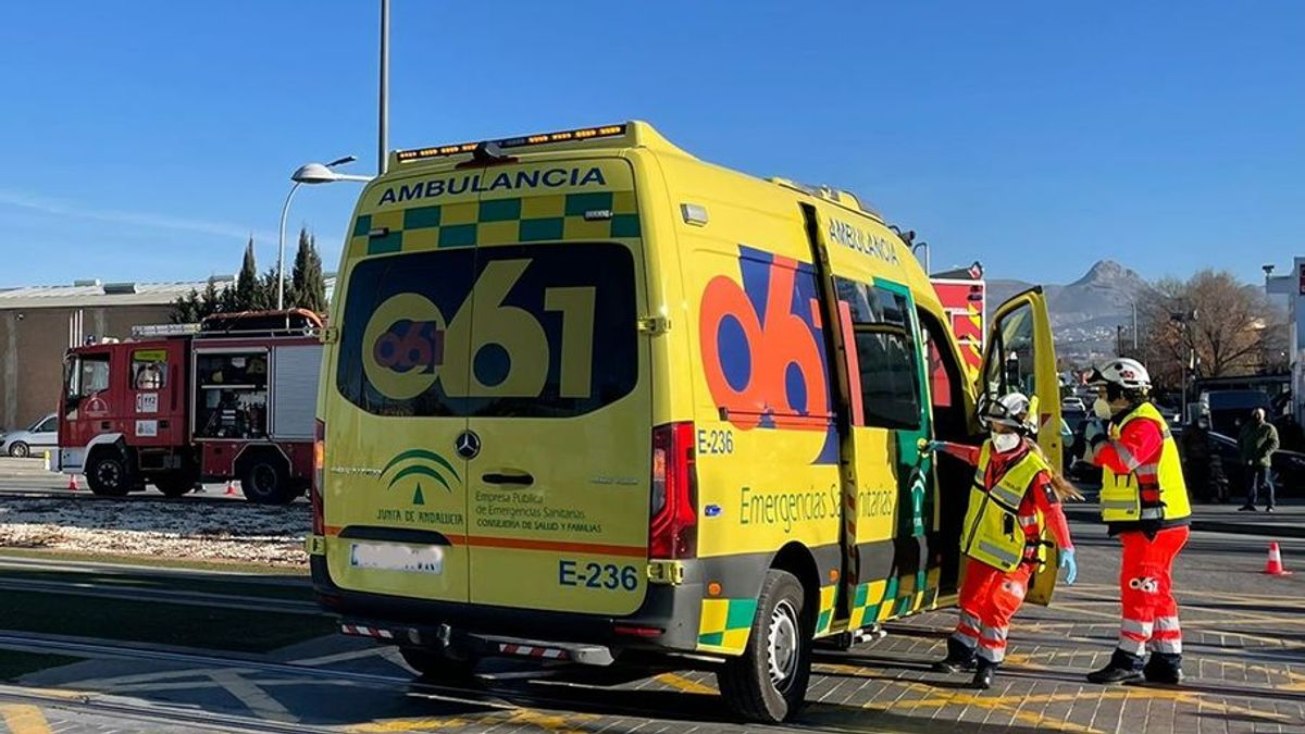 ambulancia andalucia 061