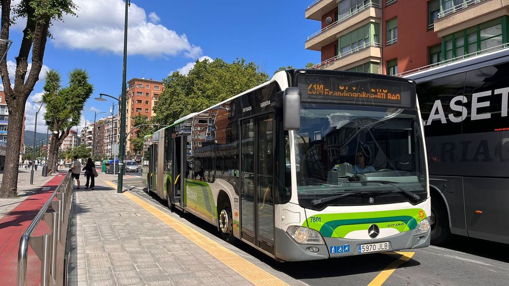 Un autobús en Vizcaya