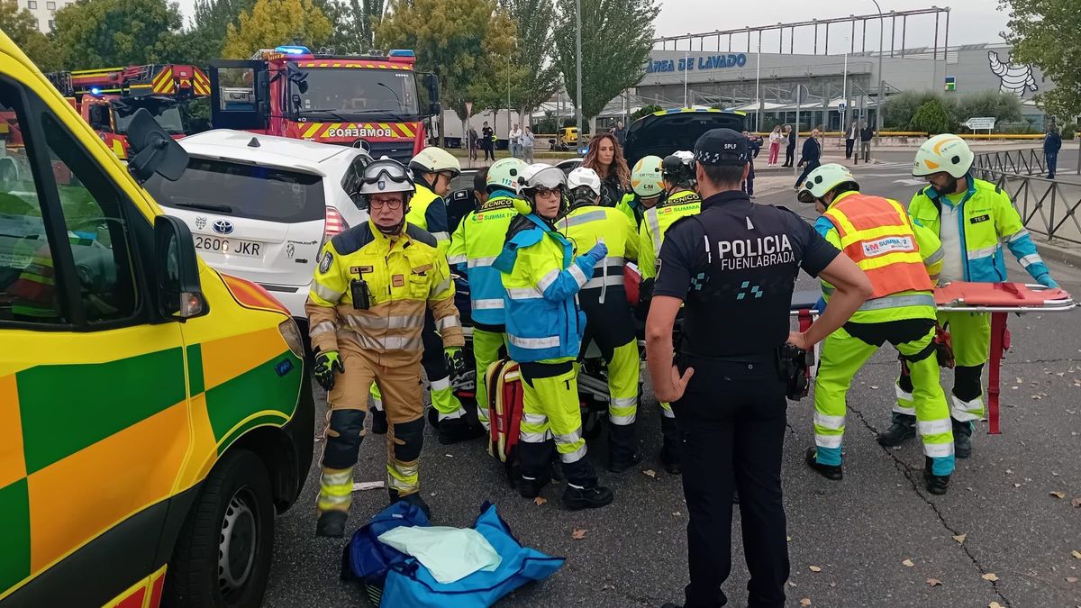 Una mujer herida grave en Fuenlabrada tras ser atropellada por un coche al caer de un patinete