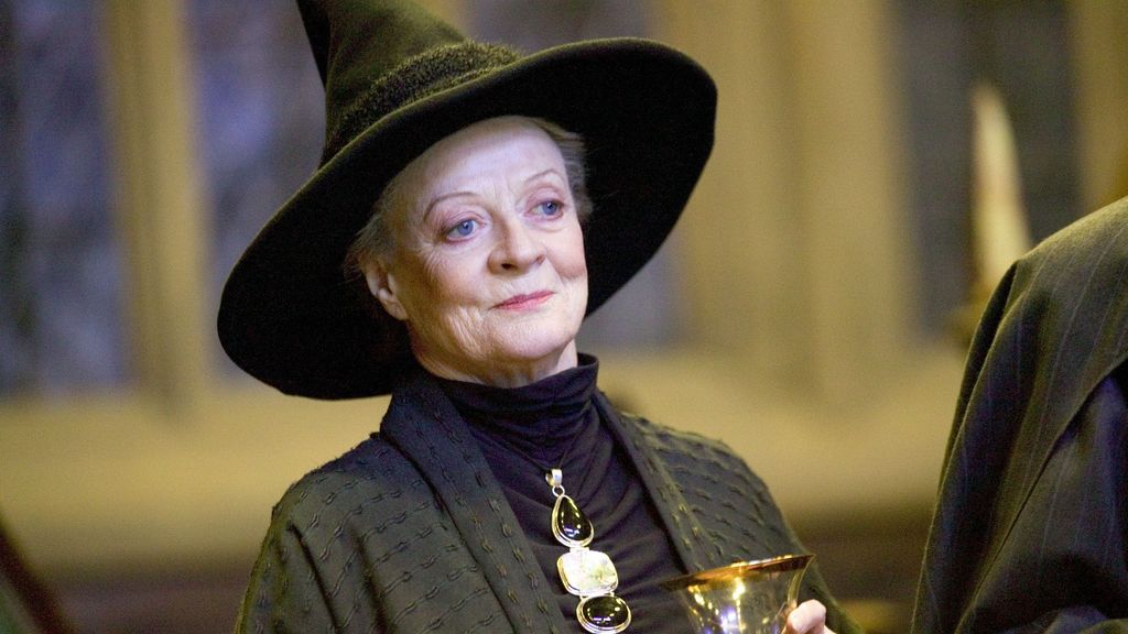 La vida y trayectoria profesional de Maggie Smith, la eterna profesora McGonagall