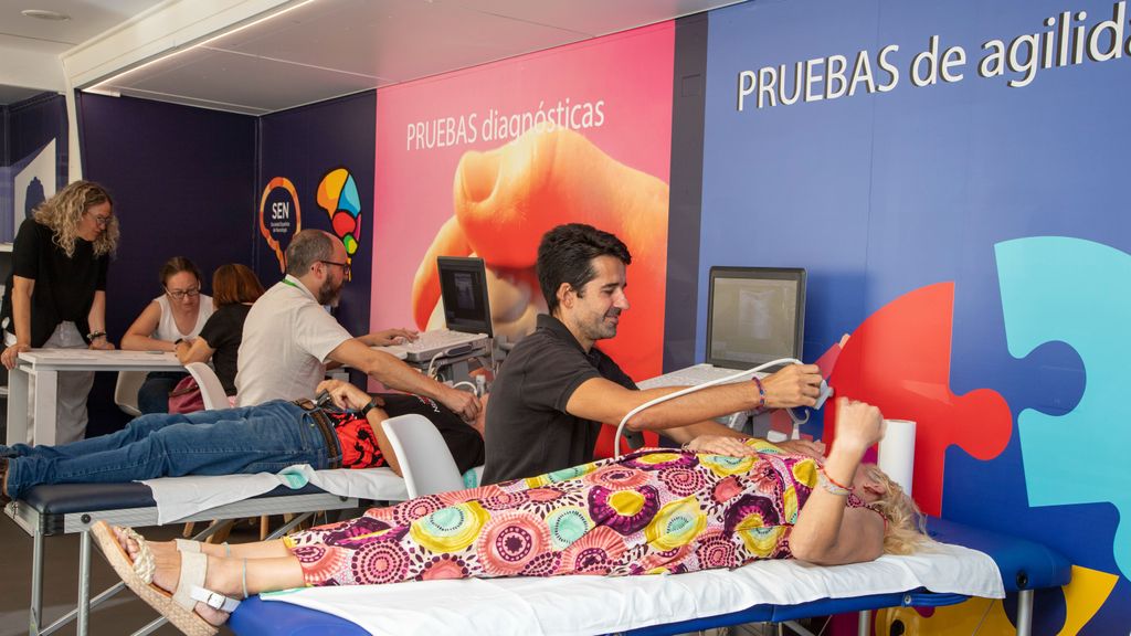 Pruebas en el Autobús del Cerebro en la pasada edicción.