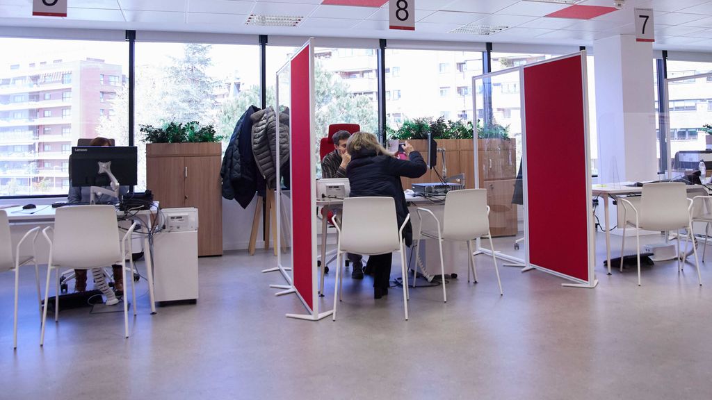 Vista de una de las instalaciones por dentro de una oficina del SEPE en Madrid