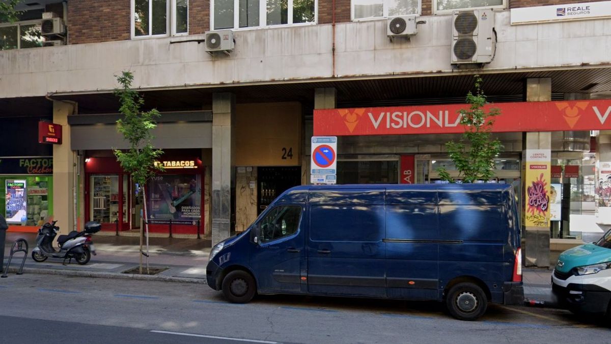 Establecimientos en la calle Orense en Tetuán, en Madrid