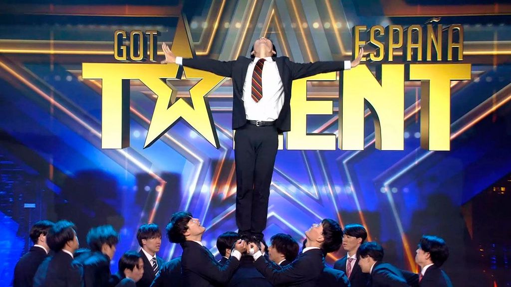 Cheer Re-Man’s vuelan por los aires con un sinfín de piruetas y acrobacias Got Talent Temporada 10 Top Vídeos 48