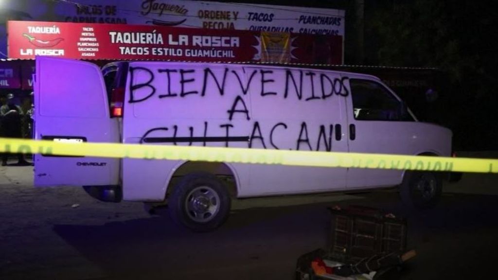 Hallan ocho cadáveres en el interior de una furgoneta en Sinaloa, México