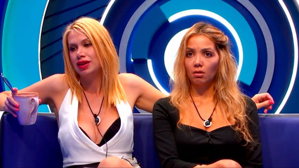 La reacción de Vanessa y Daniela al descubrir que Óscar las llamó "hijas de p***" Gran Hermano Debate 2024 Top Vídeos 210