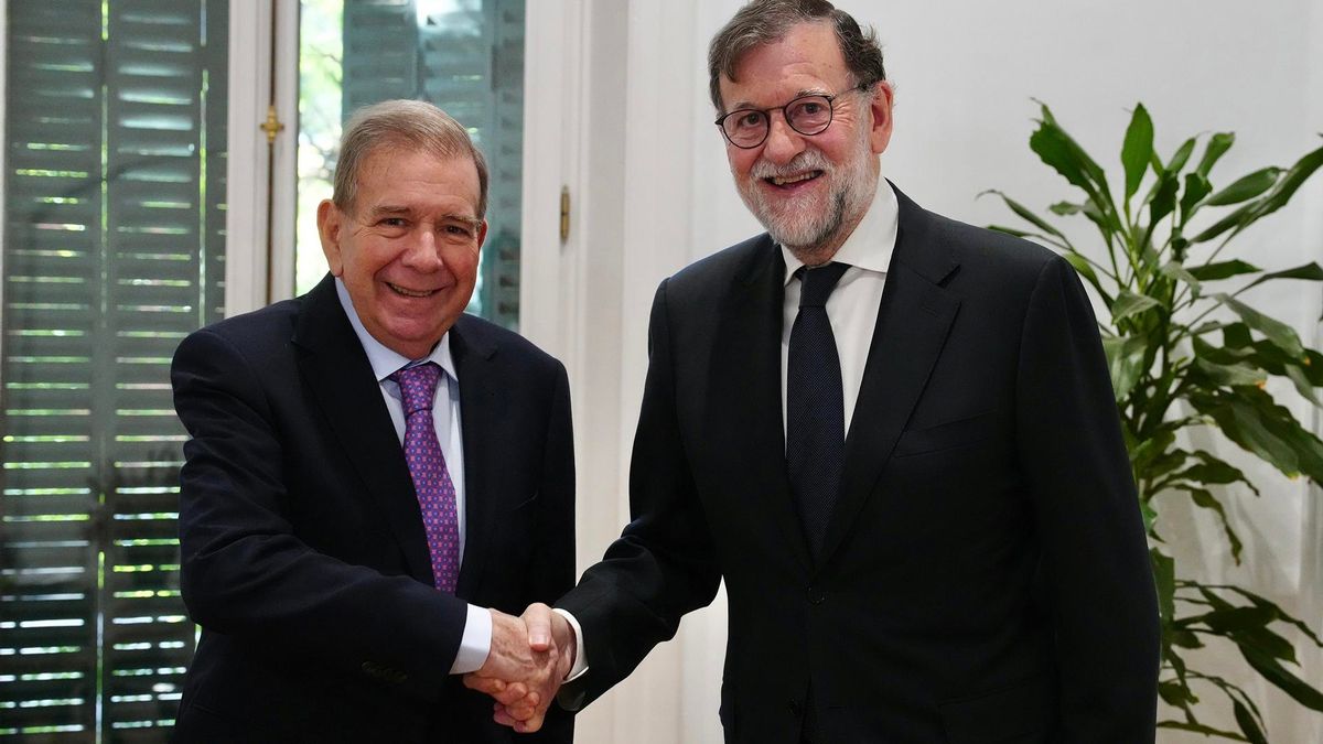 El expresidente del Gobierno Mariano Rajoy se reúne con el candidato opositor Edmundo González