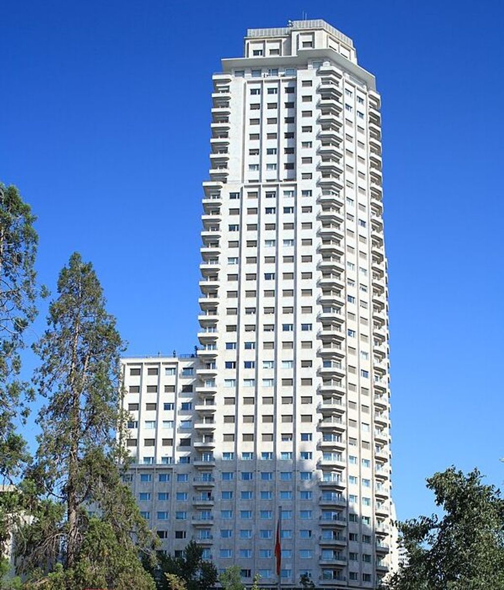 Edificio Torre de Madrid en Plaza de España (Madrid)