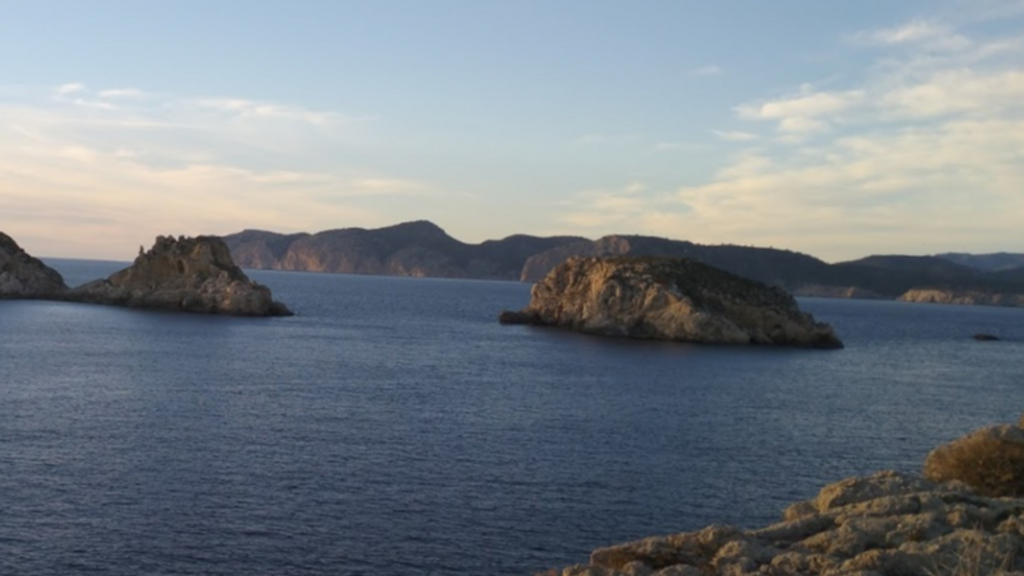 La Guardia Civil investiga la muerte de un hombre mientras buceaba en las islas Malgrats, Mallorca