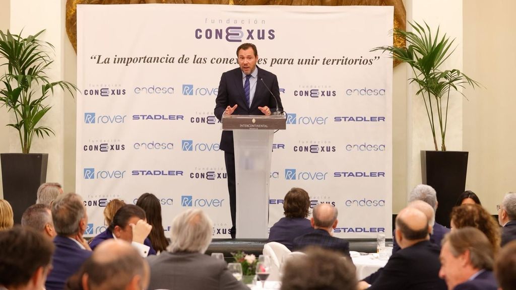 Óscar Puente en un almuerzo con empresarios valencianos organizado por la Fundación Conexus