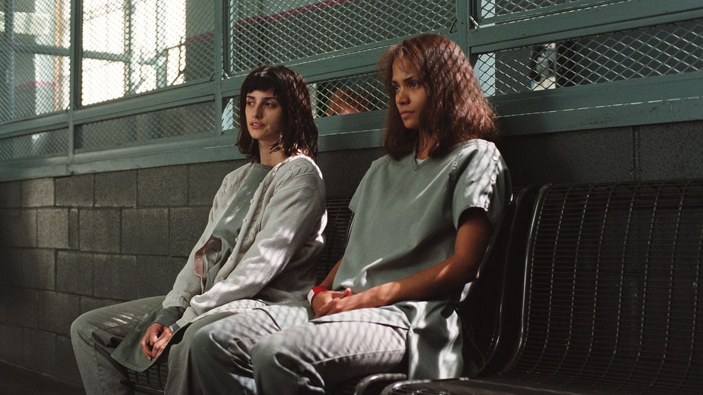 Fotograma de Gothika, con Penélope Cruz y Halle Berry