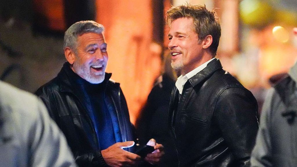 George Clooney y Brad Pitt, en un momento del rodaje de ‘Wolfs’.