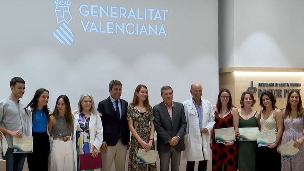 Los médicos de la generación covid eligen emigrar ante las malas condiciones laborales en España